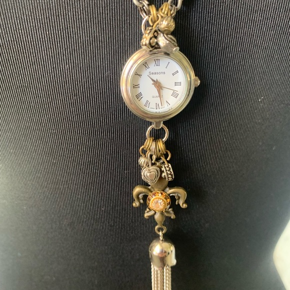 Necklace watch Pendant fleur de Lis tassel - Picture 11 of 12